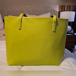 Victor Alexander Tote Green